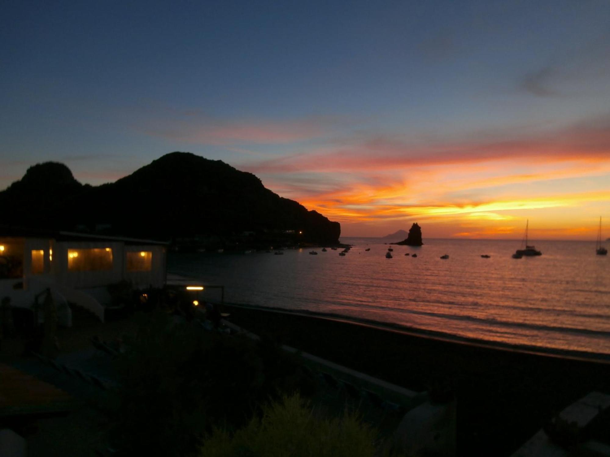 Hotel Conti Vulcano (Isola) Exterior foto